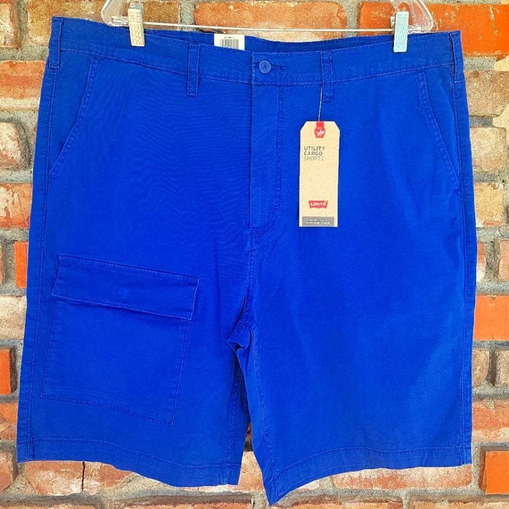 Levis Men's Utility Cargo Shorts Size: 40